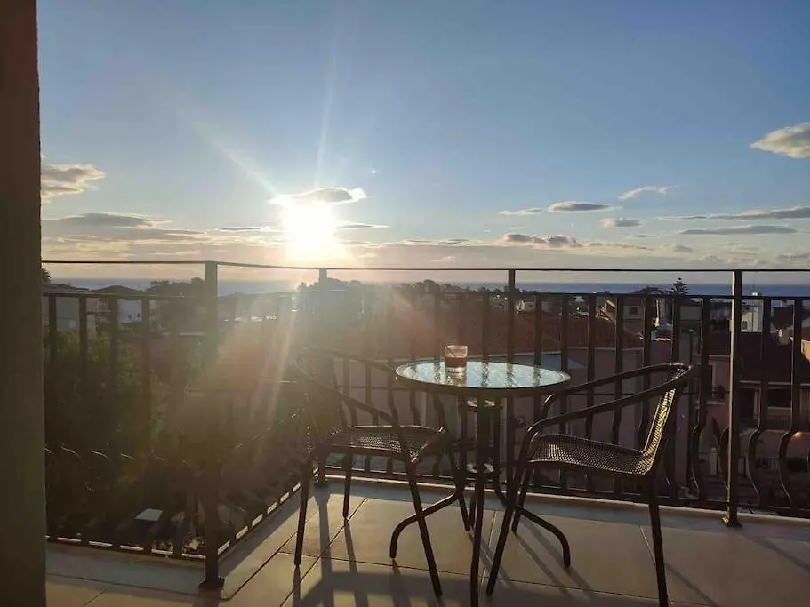 Ilios 3 Bedroom Apartment With Sea View In Town Skala